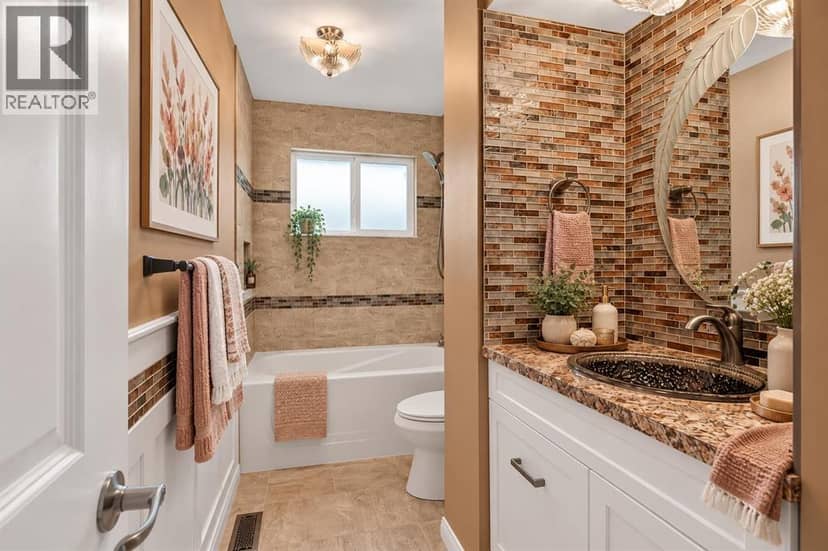 6024 Pinecrest Way NE — photo 18 of 37