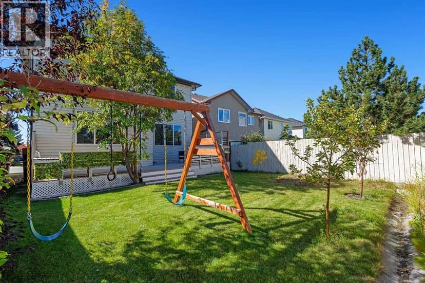 21 Citadel Meadow Close NW — photo 26 of 40