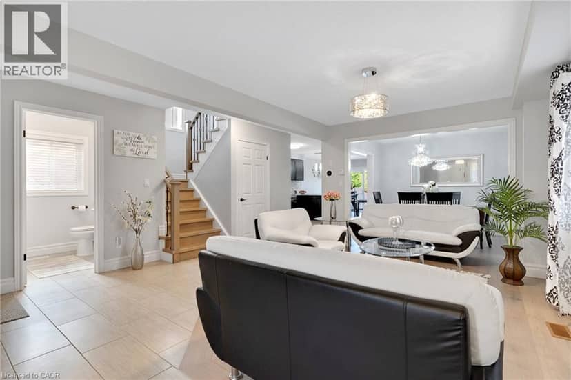 343 STEEPLERIDGE Street, Kitchener, photo 5