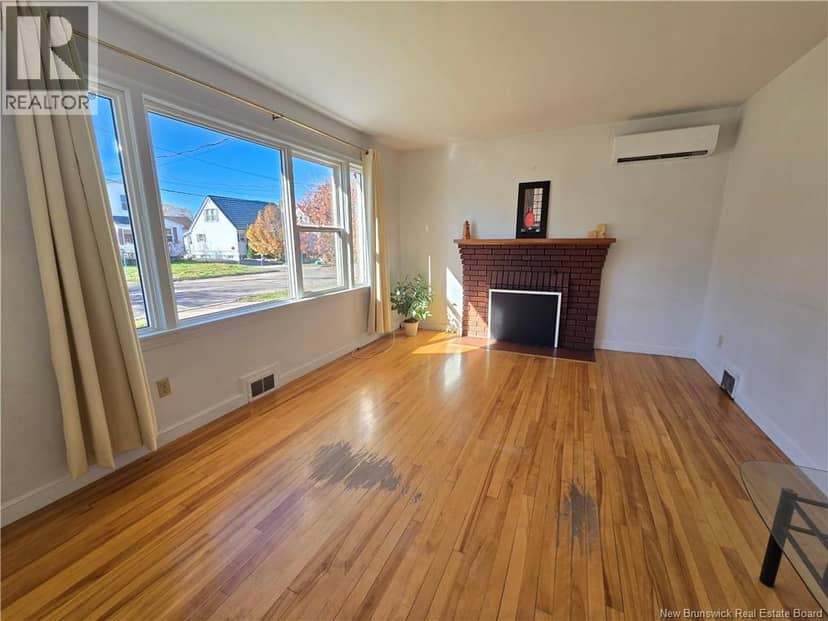 29 Humphrey Street, Moncton, photo 2