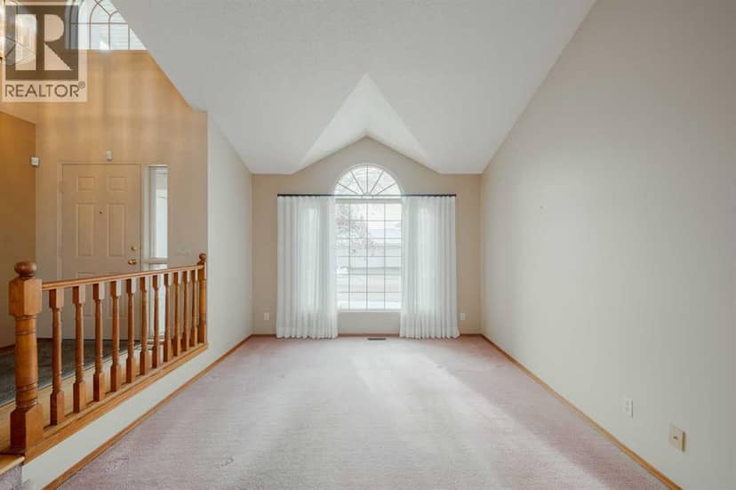 47 Hawkside Close NW, Calgary, photo 6