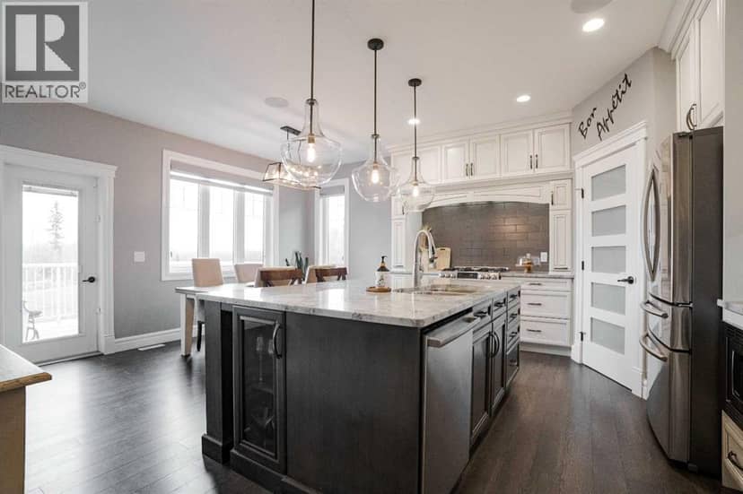 424 Dixon Road — photo 6 of 40
