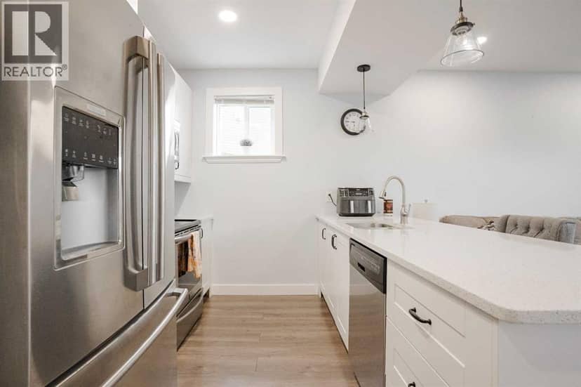 424 Dixon Road — photo 37 of 40