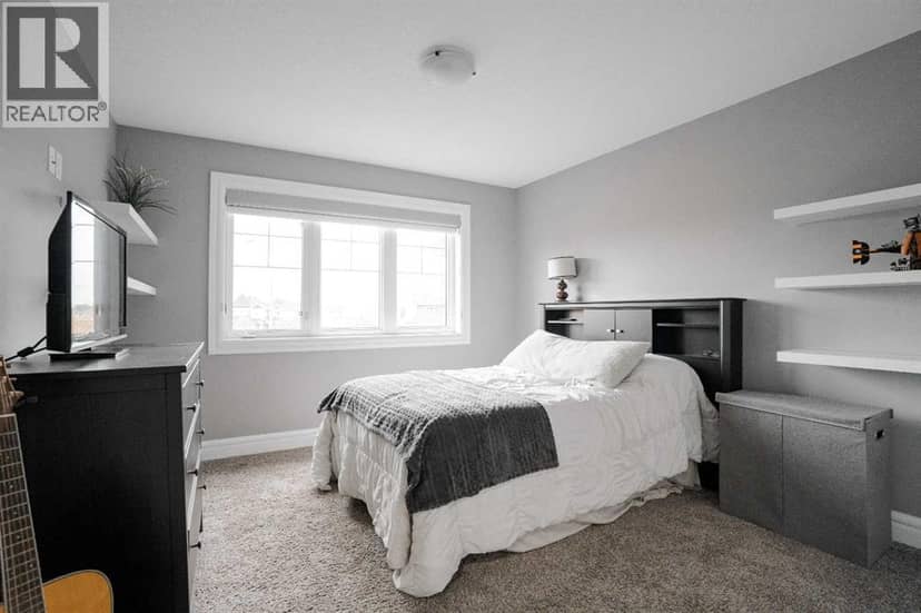 424 Dixon Road — photo 32 of 40