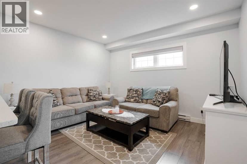 424 Dixon Road — photo 38 of 40