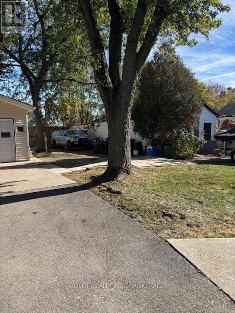 4354 Third Avenue, Niagara Falls, photo 3