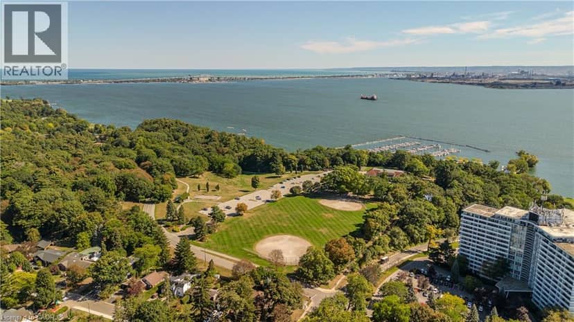 911 LASALLE PARK Road, Burlington, photo 5