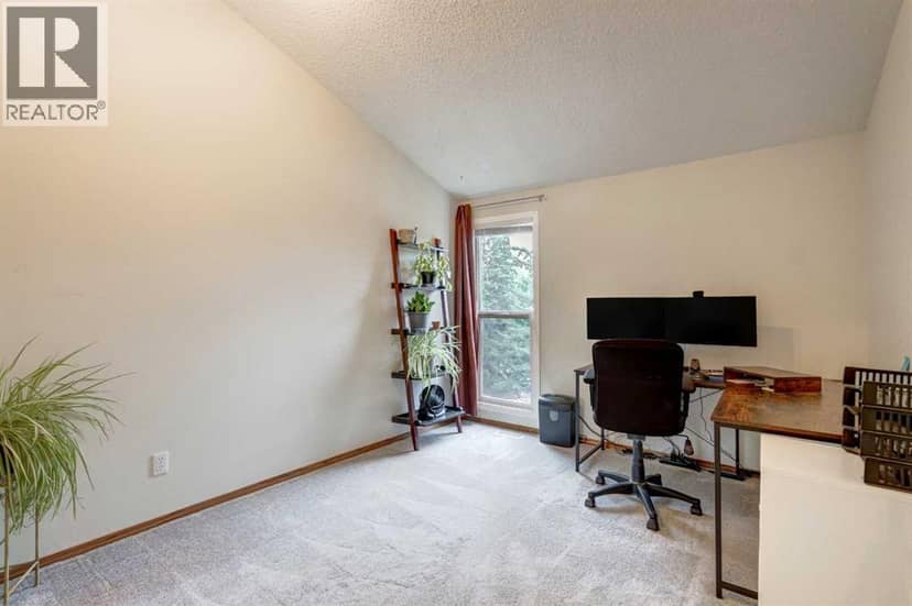 386 Brae Glen Crescent SW — photo 17 of 40
