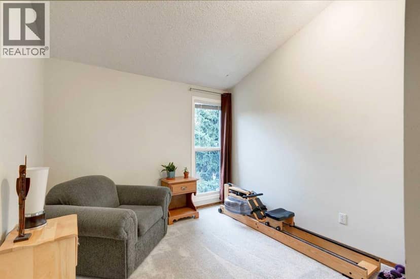 386 Brae Glen Crescent SW — photo 16 of 40