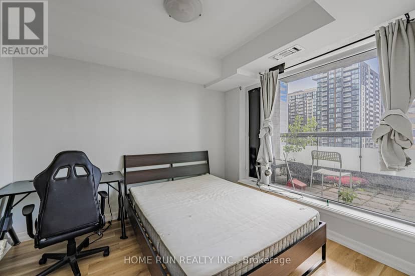 1407 - 238 Besserer Street — photo 36 of 38