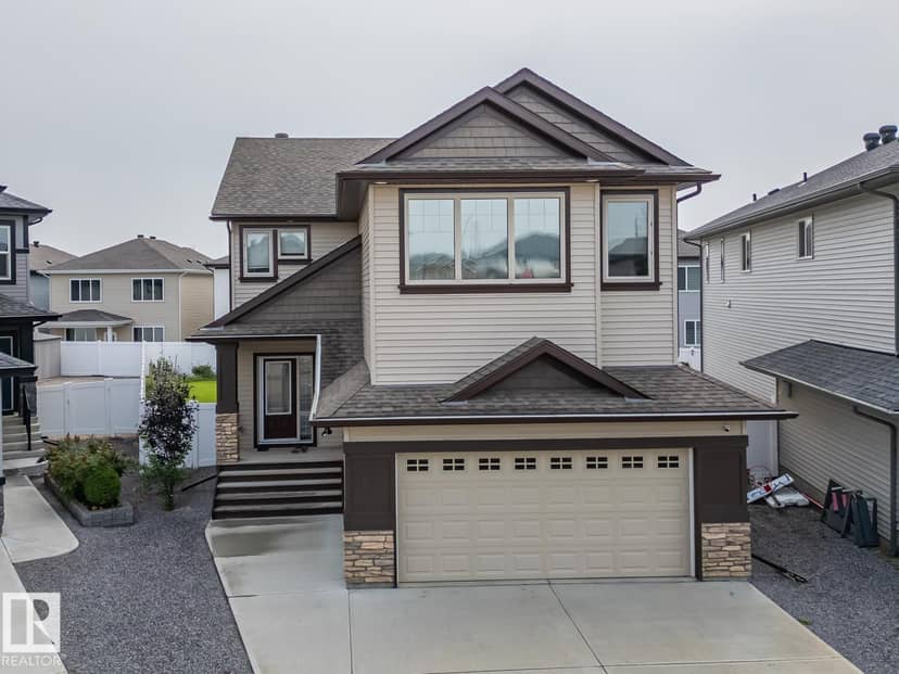 97 Astoria PT, Devon, photo 2