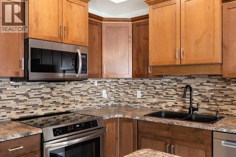 208, 105 Main Street S, Redcliff, photo 6