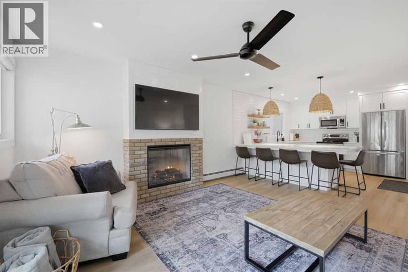 #2, 4415 Lakeshore Drive, Sylvan Lake
