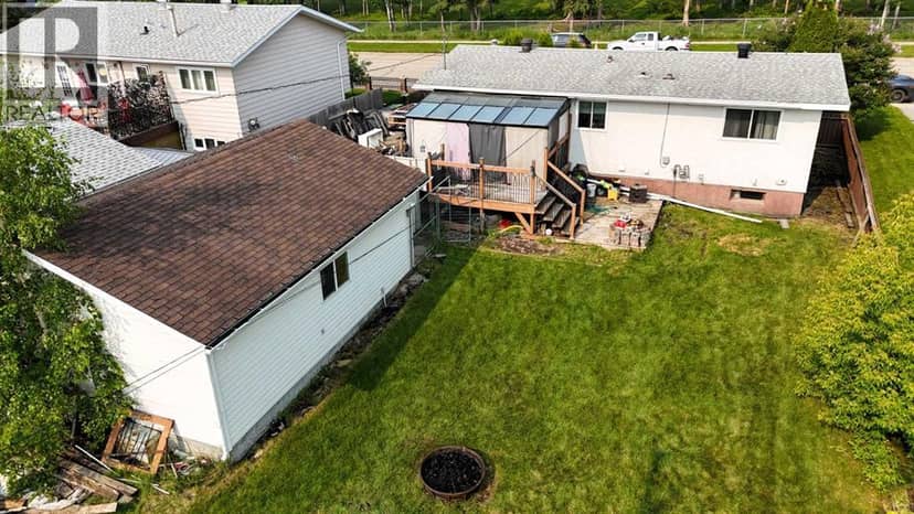 1121 56 Street, Edson, photo 2
