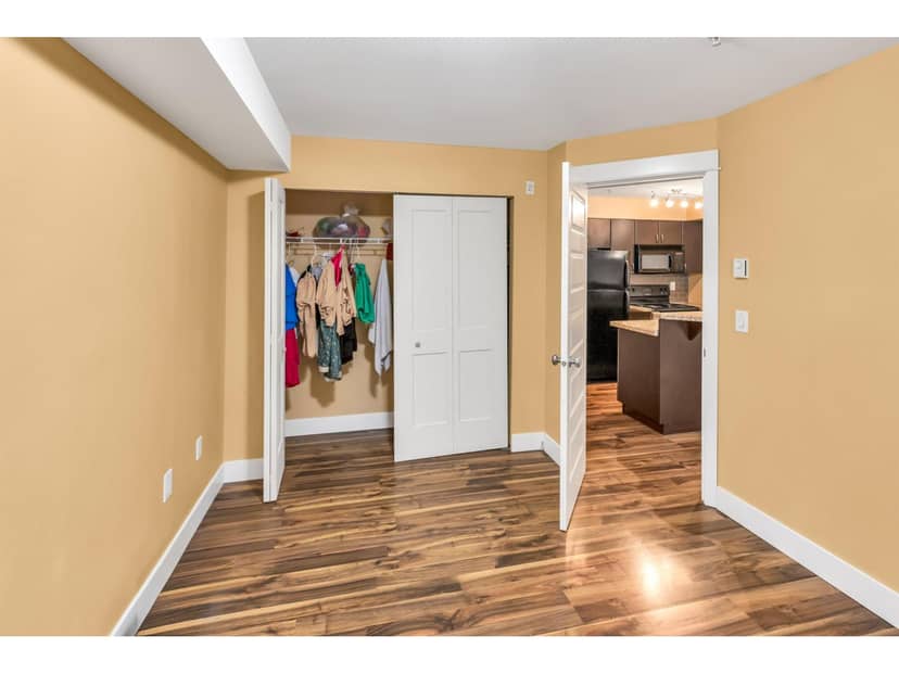 209 2515 Park Drive — photo 8 of 20