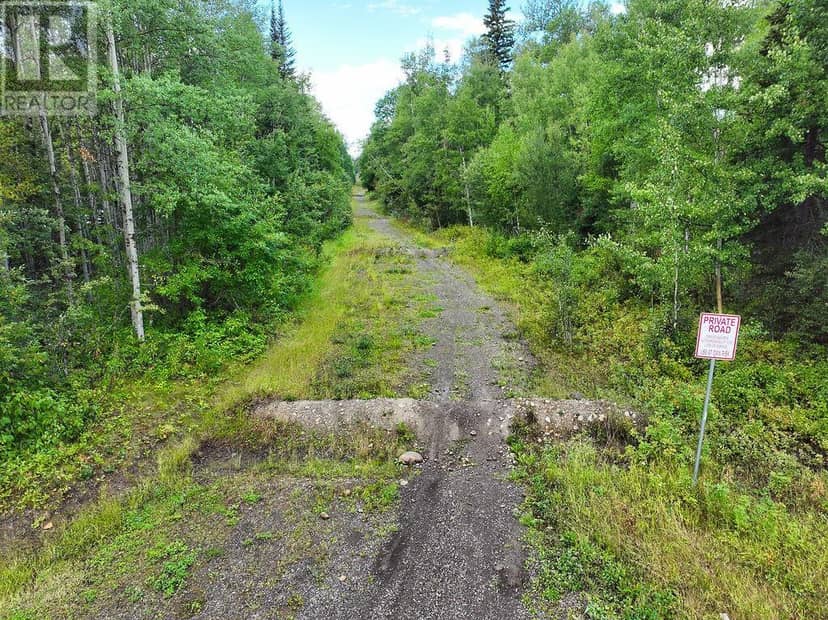 6495 LESLIE ROAD, Prince George, photo 2