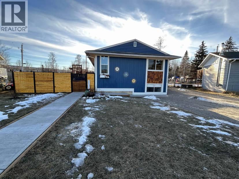 10204 TURNER CRESCENT, Hudsons Hope