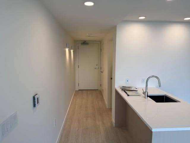 703 13675 107A AVENUE, Surrey, photo 2