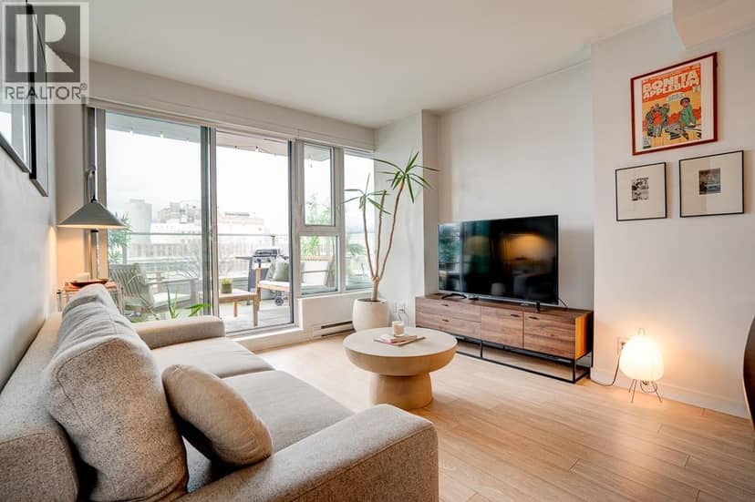 201 983 E HASTINGS STREET, Vancouver, photo 4