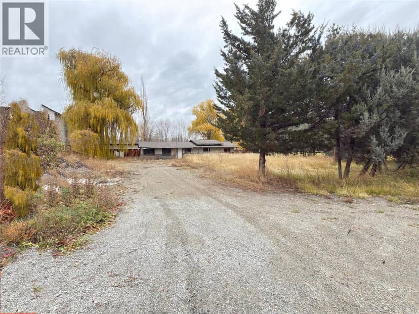 3618 redecopp Road, Lake Country, photo 3