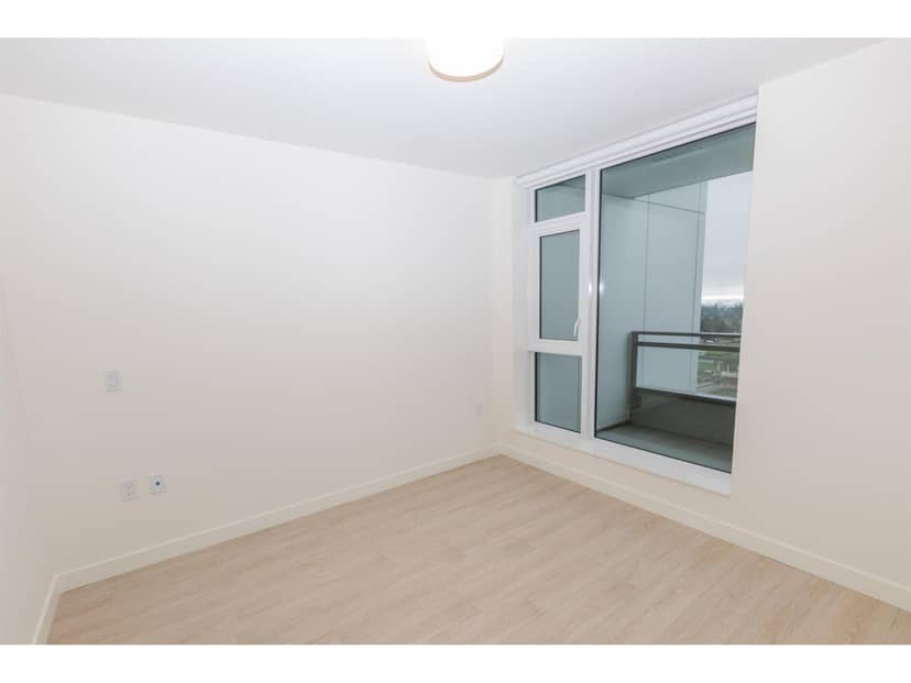 2206 13675 107A AVENUE, Surrey, photo 6