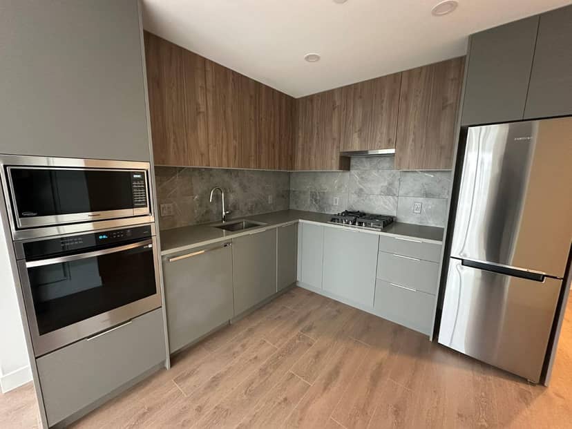 1704 13387 OLD YALE ROAD, Surrey, photo 3
