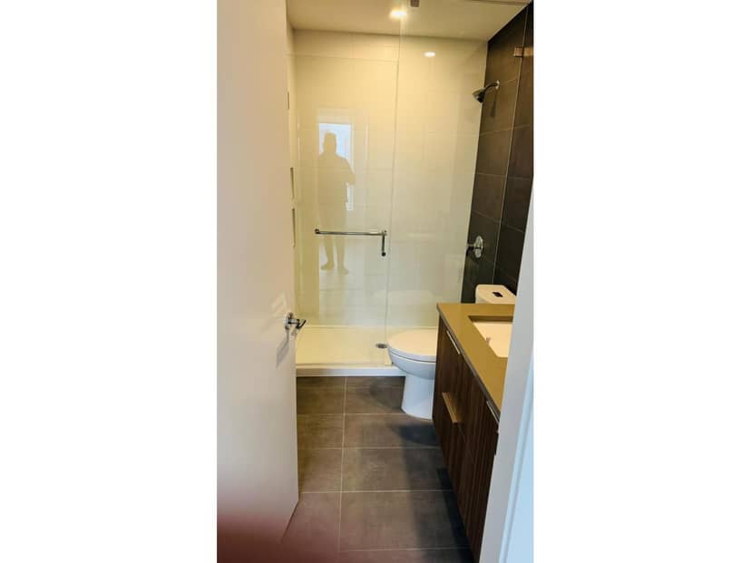 1704 13387 OLD YALE ROAD, Surrey, photo 6