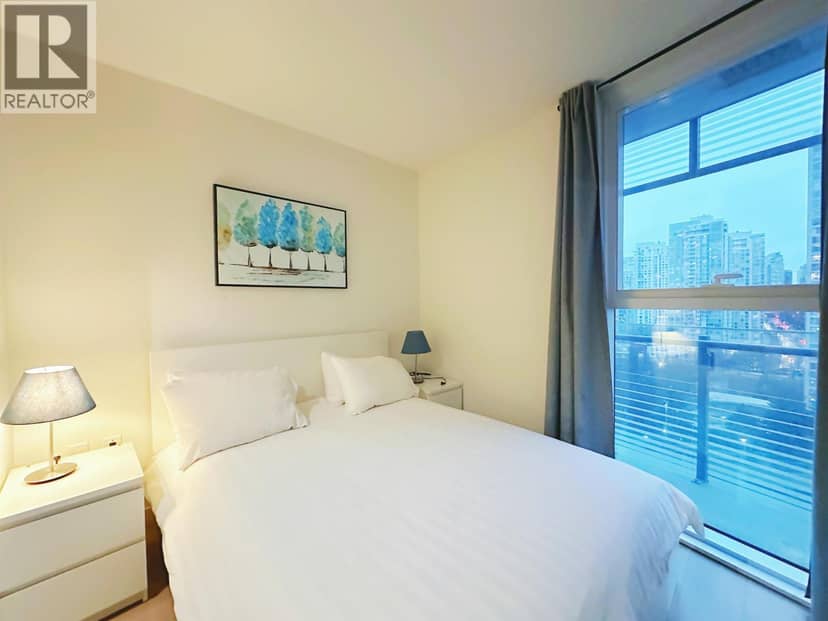 1505 89 NELSON STREET, Vancouver, photo 3