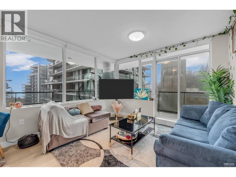 702 8725 UNIVERSITY CRESCENT, Burnaby