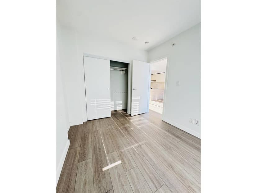 3102 13615 FRASER HIGHWAY, Surrey, photo 7