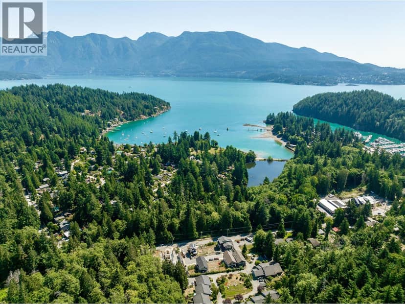 1104-1108 FOXGLOVE LANE, Bowen Island, photo 3
