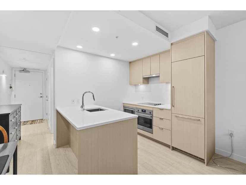1203 13675 107A AVENUE, Surrey, photo 5