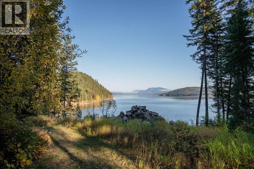 7460 RUFFELL ROAD, Canim Lake, photo 3