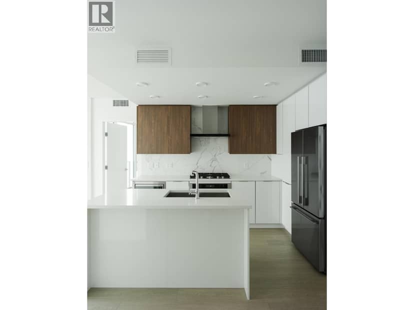 2402 7683 PARK CRESCENT, Burnaby, photo 2