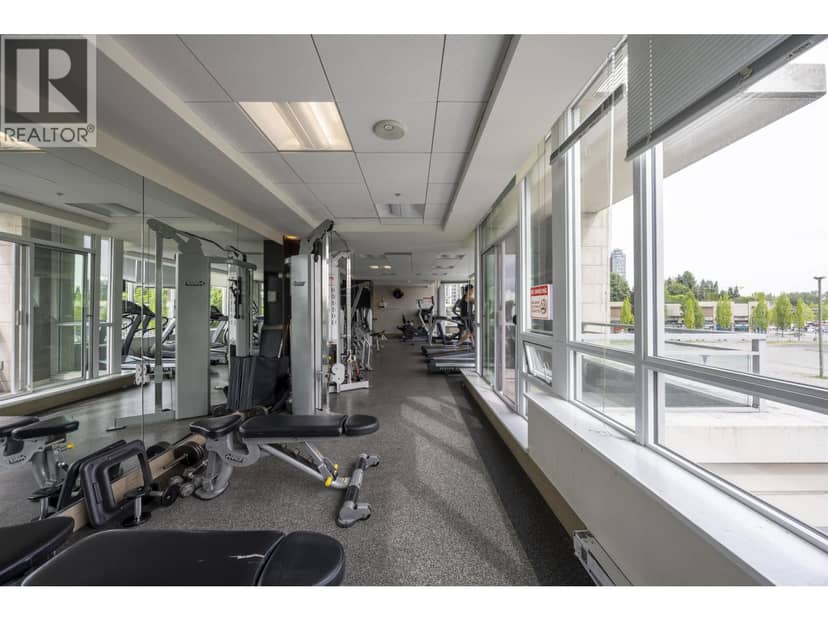 701 2975 ATLANTIC AVENUE, Coquitlam, photo 2