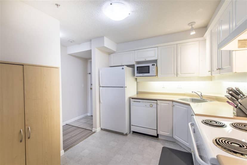 308 13780 76 AVENUE, Surrey, photo 3
