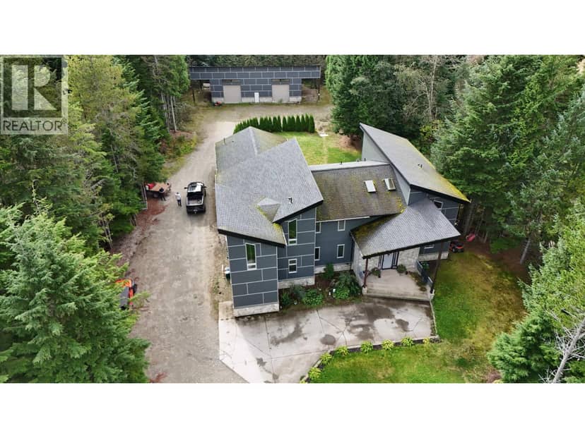 155 DEWBERRY STREET, Kitimat, photo 3