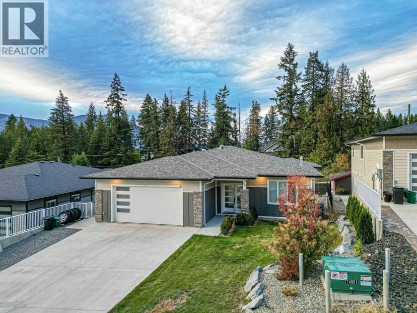 80 15 Avenue SE, Salmon Arm