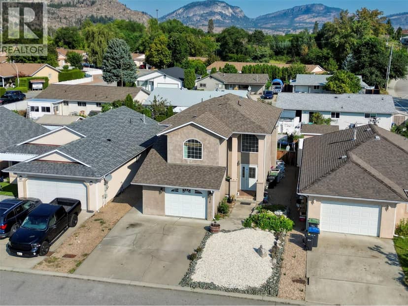 270 WILLOWS Place, Oliver