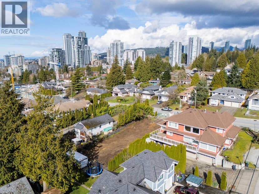 636 ROCHESTER AVENUE, Coquitlam, photo 2