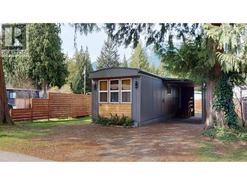 98 1830 MAMQUAM ROAD, Squamish