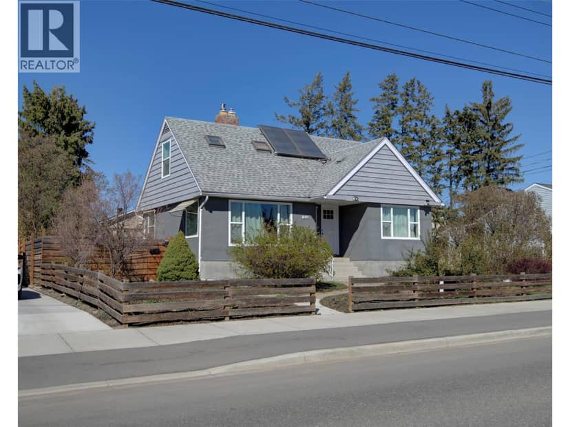 1505 32 Avenue, Vernon