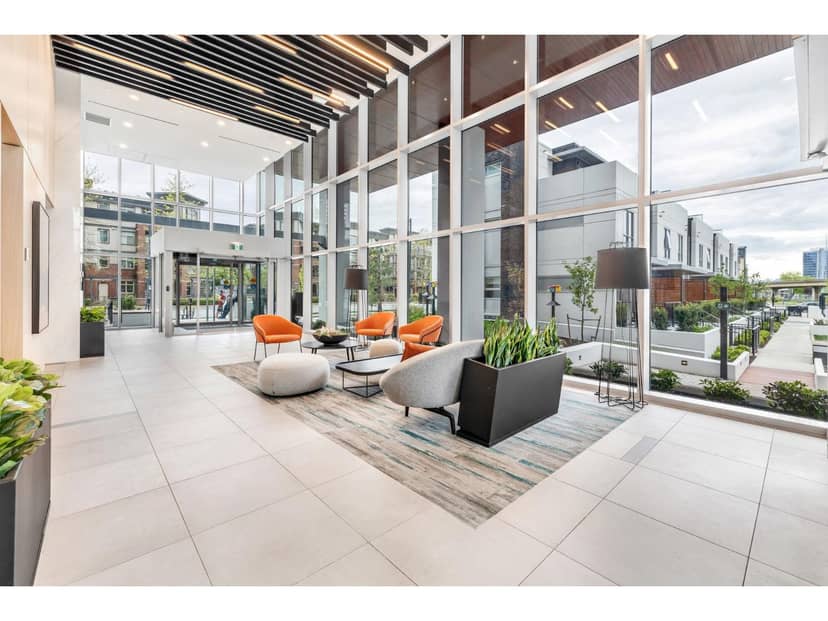 902 10448 UNIVERSITY DRIVE, Surrey, photo 4