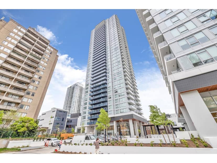 902 10448 UNIVERSITY DRIVE, Surrey