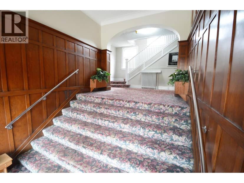 317 THIRD AVENUE, New Westminster, photo 3