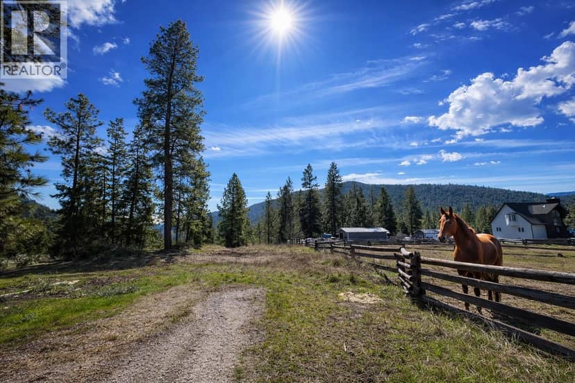 4359 Maxwell Road, Peachland, photo 3
