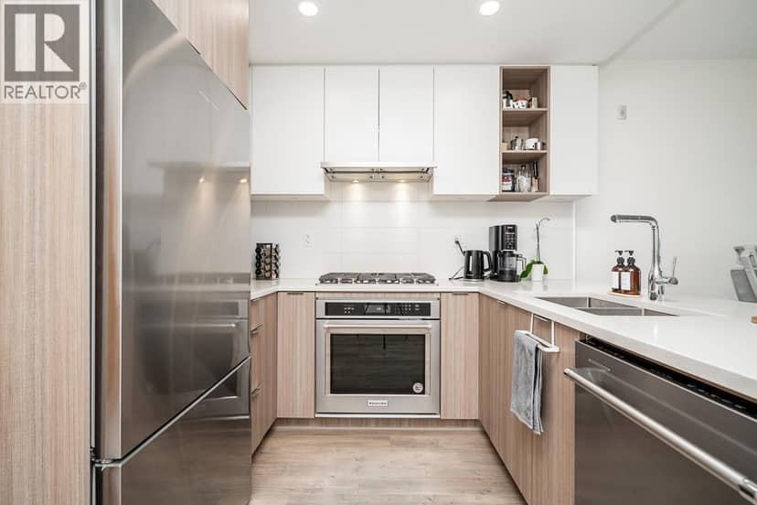 611 750 DOGWOOD STREET, Coquitlam, photo 8