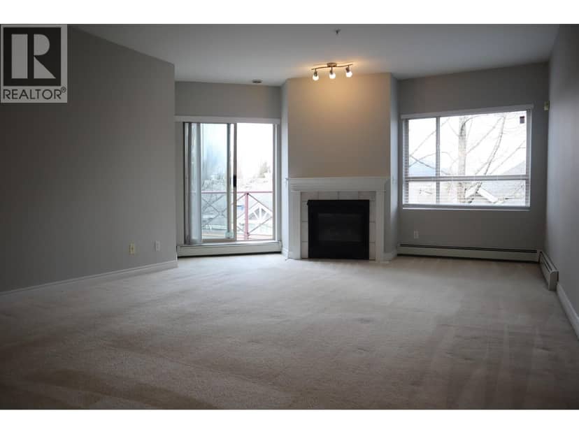 322 2109 ROWLAND STREET, Port Coquitlam, photo 2