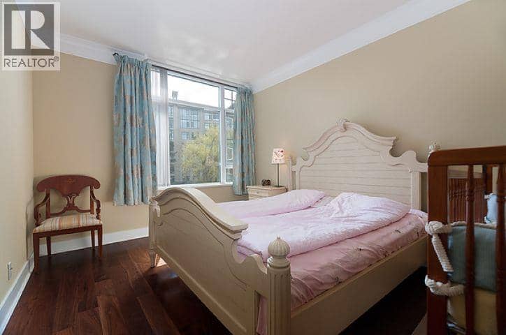 320 4685 Valley Drive, Vancouver, photo 6