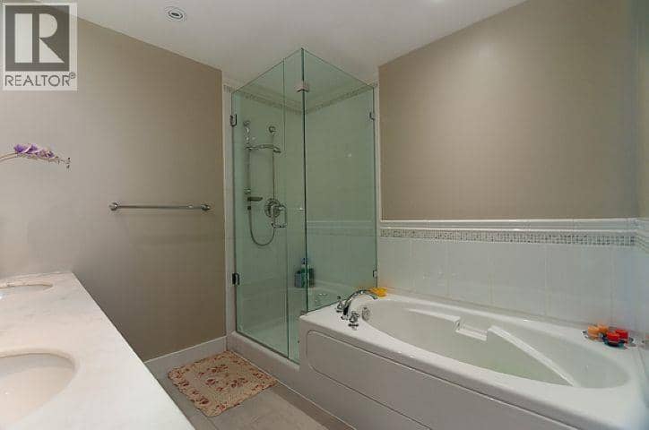 320 4685 Valley Drive, Vancouver, photo 8